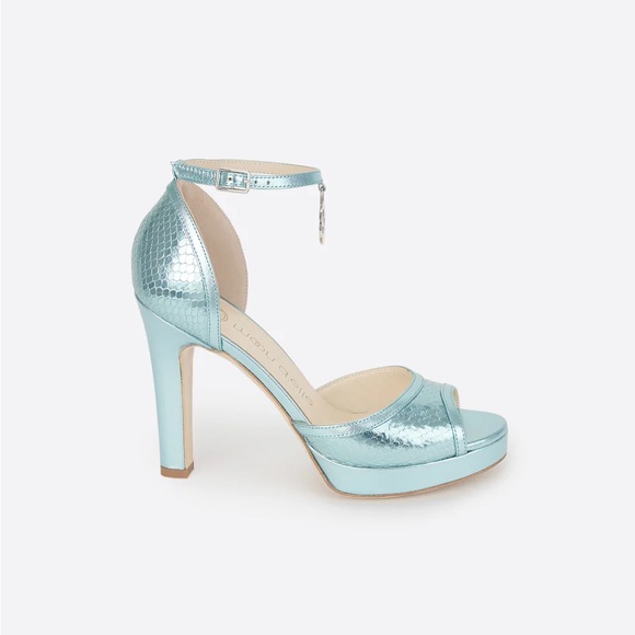 Moon D’elle The Nebbiolina Metallic Blue Leather Ankle Strap Heels - Picture 2 of 13